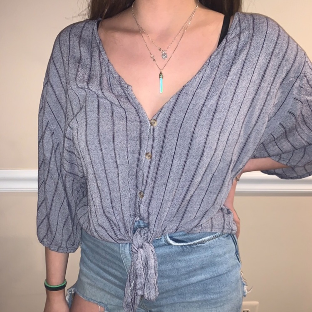 Striped Loose Tied Knot Crop Top